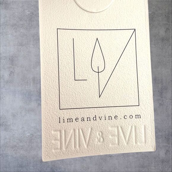 White bomber jacket Size Small lots of pockets NWT - Picture 10 of 12